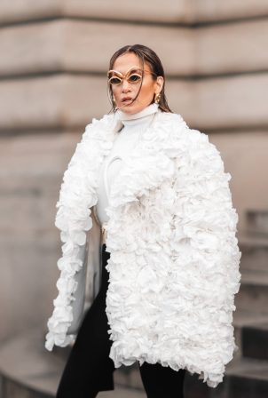 Jennifer Lopez - Arriving at the Schiaparelli show in Paris during fashion week