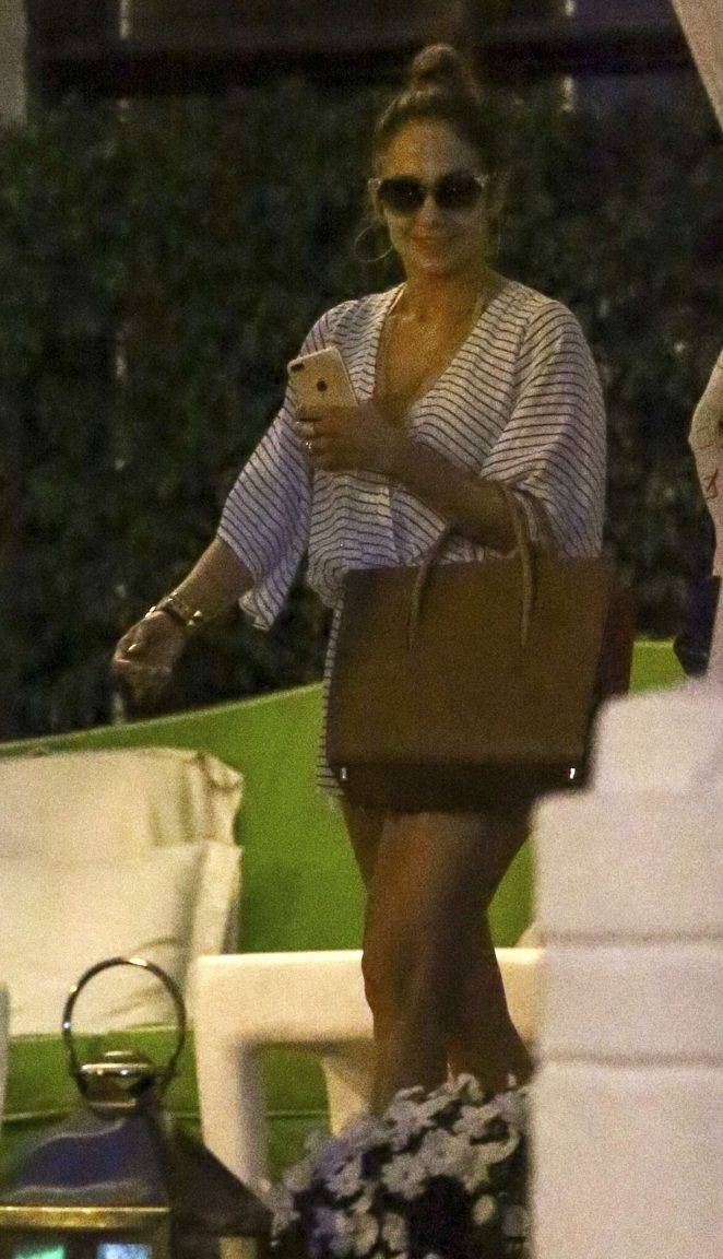 Jennifer Lopez at a spa in Miami