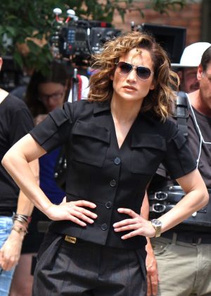 Jennifer Lopez Filming scenes for 'Shades of Blue' in Astoria