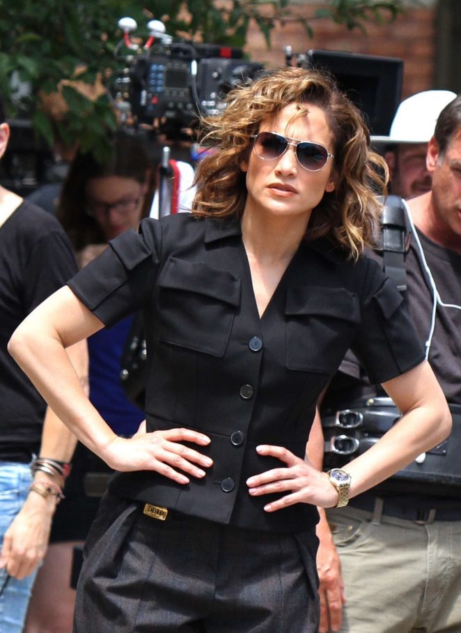 Jennifer Lopez Filming scenes for 'Shades of Blue' in Astoria