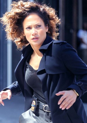 Jennifer Lopez - Filming 'Shades Of Blue' in NYC