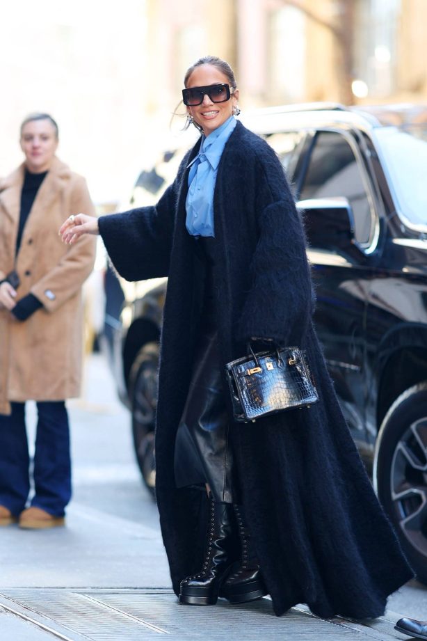 Jennifer Lopez - Heading at 'The View' in New York