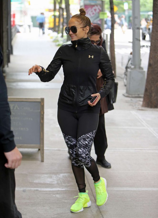 Jennifer Lopez - Heads to the gym in New York 