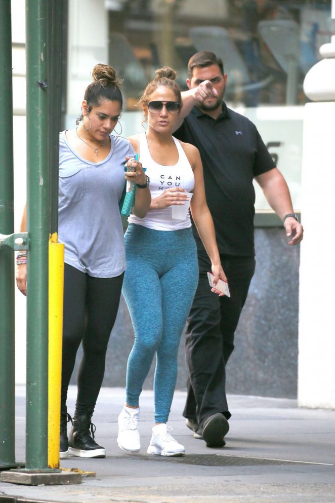 Jennifer Lopez - Hot in Tights in Los Angeles