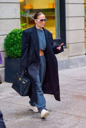 Jennifer Lopez - In a black coat as she steps out in NYC
