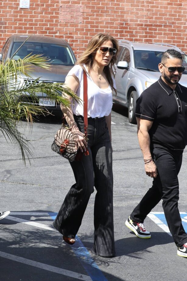 Jennifer Lopez - In black denim flare pants out for brunch in Los Angeles