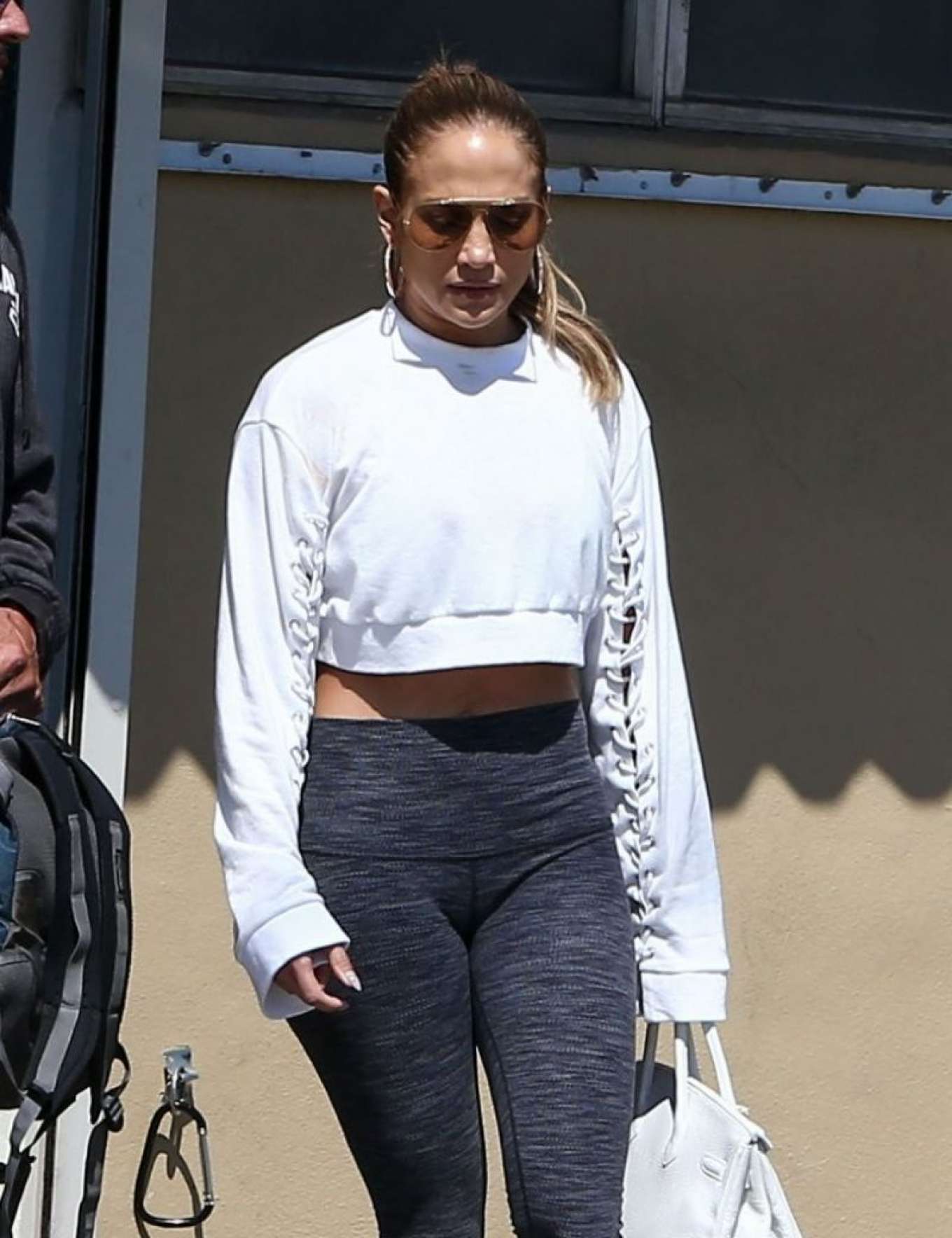 Jennifer Lopez in Spandex Leaves a gym in Miami – GotCeleb