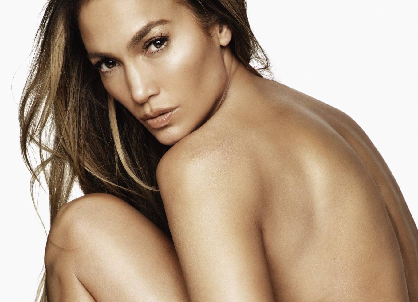 Jennifer Lopez 2022 : Jennifer Lopez – Jlo Beauty body collection (2022)-04
