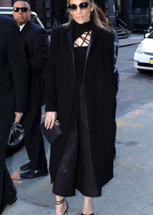 Jennifer Lopez Leaves Her Apartment in New York