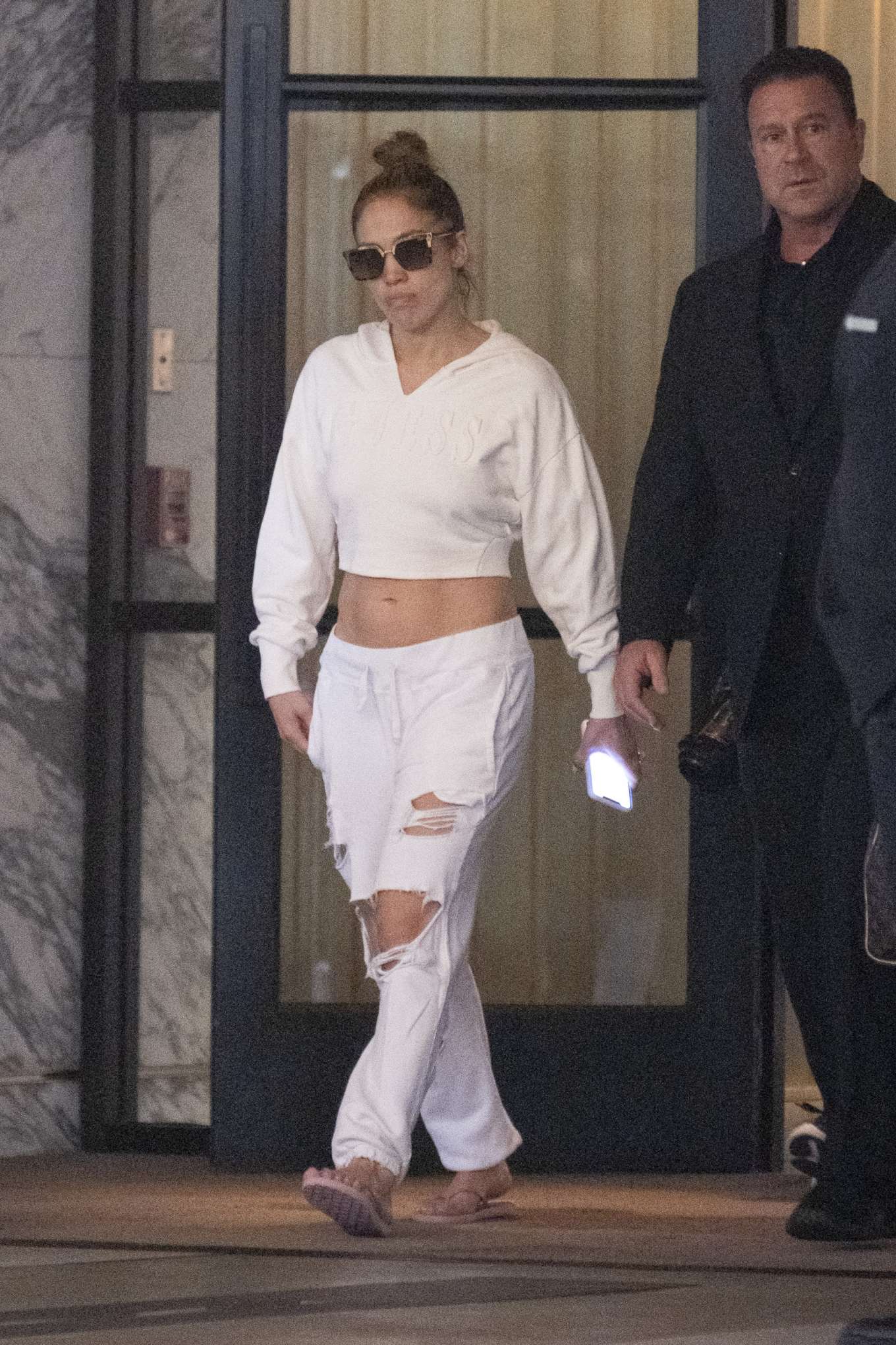 Jennifer Lopez â€“ Leaving the Four Seasons Hotel in Houston