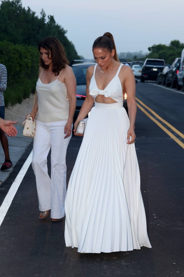 Jennifer Lopez - Michael Rubin's Fourth of July bash at his Hamptons estate in NY