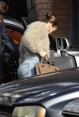 Jennifer Lopez - On a photoshoot in Los Angeles