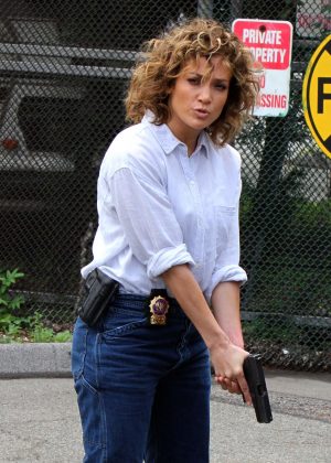 Jennifer Lopez - On the set of 'Shades of Blue' in New York