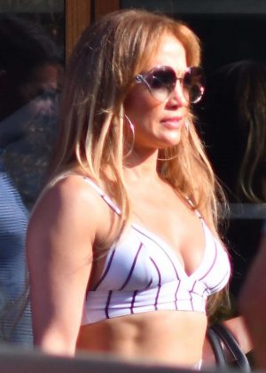 Jennifer Lopez out for lunch at Nobu in Malibu