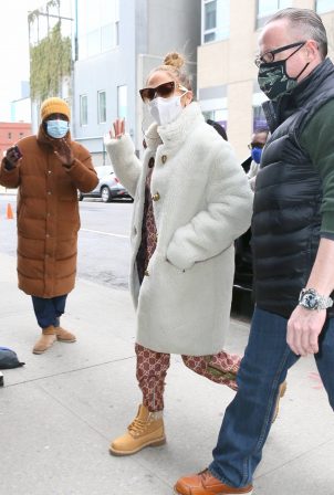 Jennifer Lopez - Seen arriving at the studio in New York