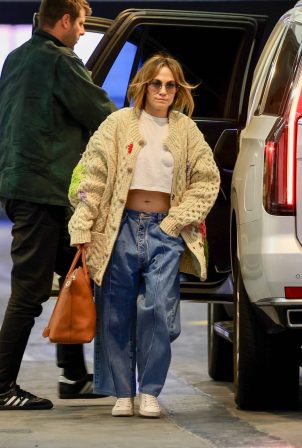 Jennifer Lopez - Seen as she visits her office in Beverly Hills