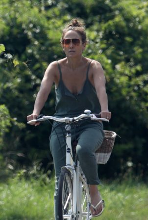 Jennifer Lopez - Seen on a bike ride in The Hamptons - New York
