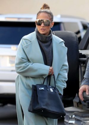 Jennifer Lopez - Shopping in Beverly Hills