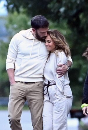 Jennifer Lopez - With Ben Affleck out in The Hamptons New York