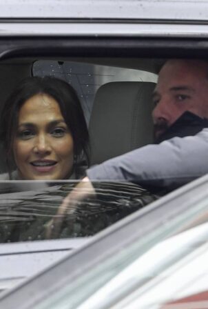 Jennifer Lopez - With Ben Affleck spotted in Las Palmas