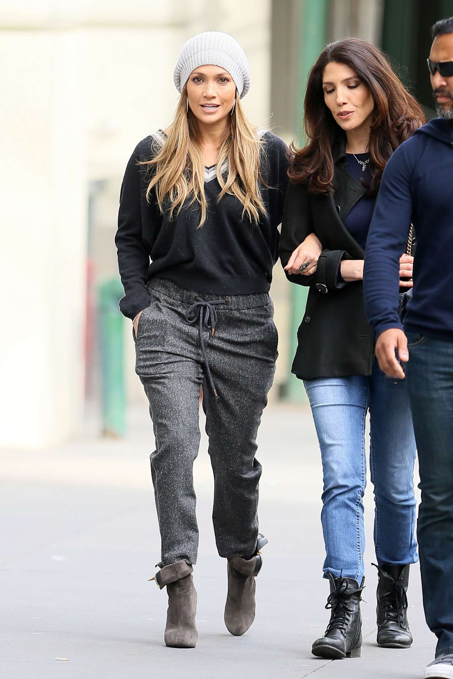 Jennifer Lopez with sister Lynda out in New York City -08 | GotCeleb