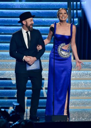 Jennifer Nettles - 51st Annual CMA Awards in Nashville