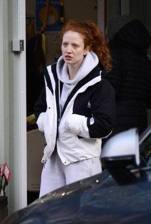 Jess Glynne - Out on Christmas Eve in North London