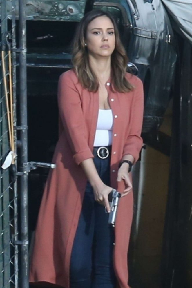 Jessica Alba - Filming the untitled 'Bad Boys' spinoff pilot in Los Angeles