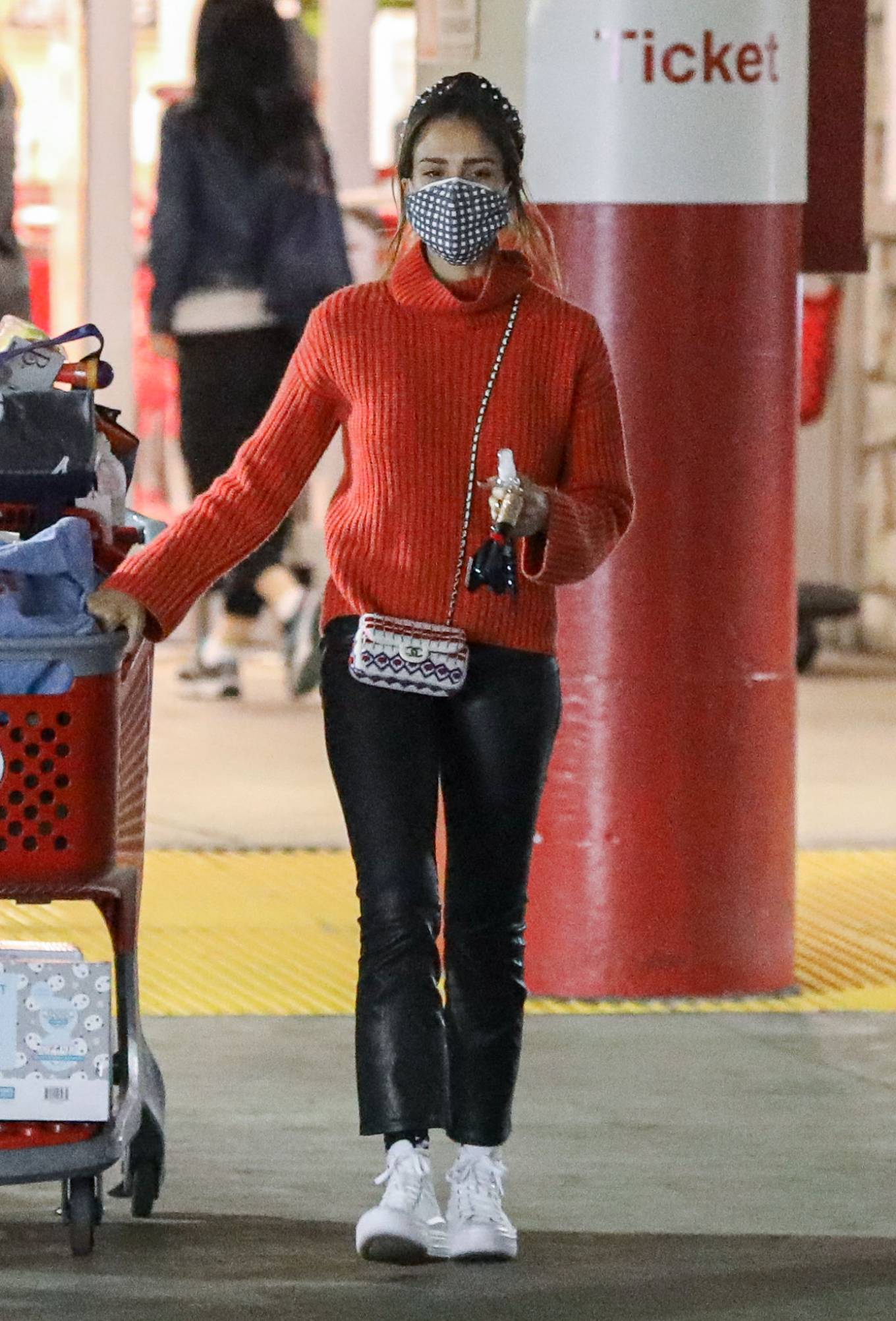 Jessica Alba - In leather pants goes Christmas shopping at Target in ...
