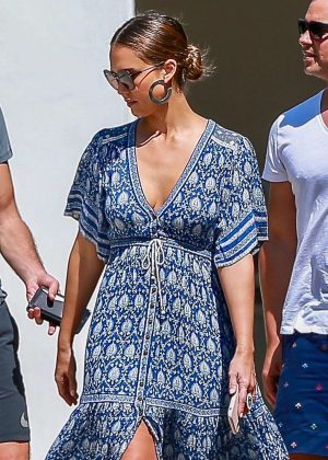 Jessica Alba in Summer Blue Dress - Shopping in LA