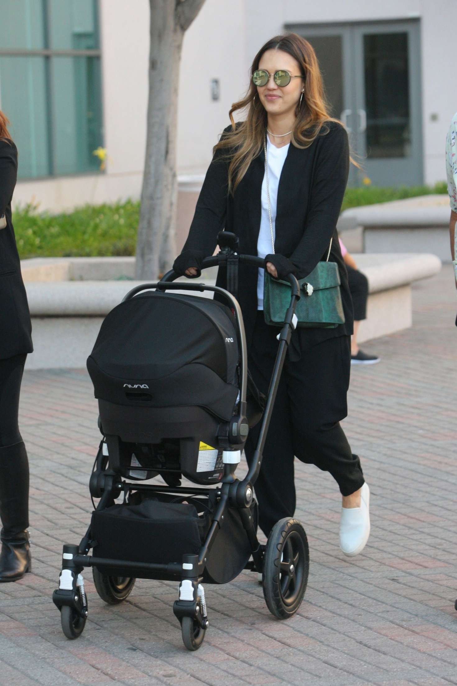 Jessica Alba out in Los Angeles
