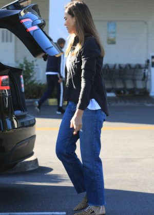 Jessica Alba - Out in Los Angeles