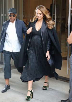 Jessica Alba - Seen leaving her hotel in NYC