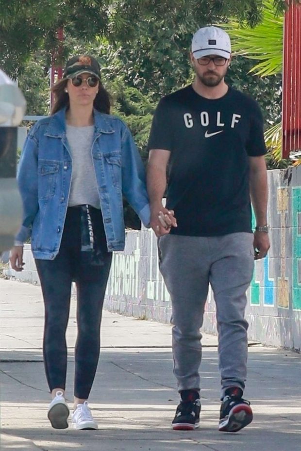 Jessica Biel and Justin Timberlake - Out in Los Feliz