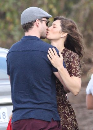 Jessica Biel Kisses Justin Timberlake in New Orleans