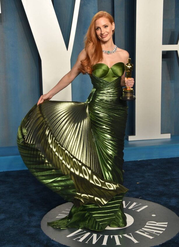 Jessica Chastain - 2022 Vanity Fair Oscar Party in Los Angeles