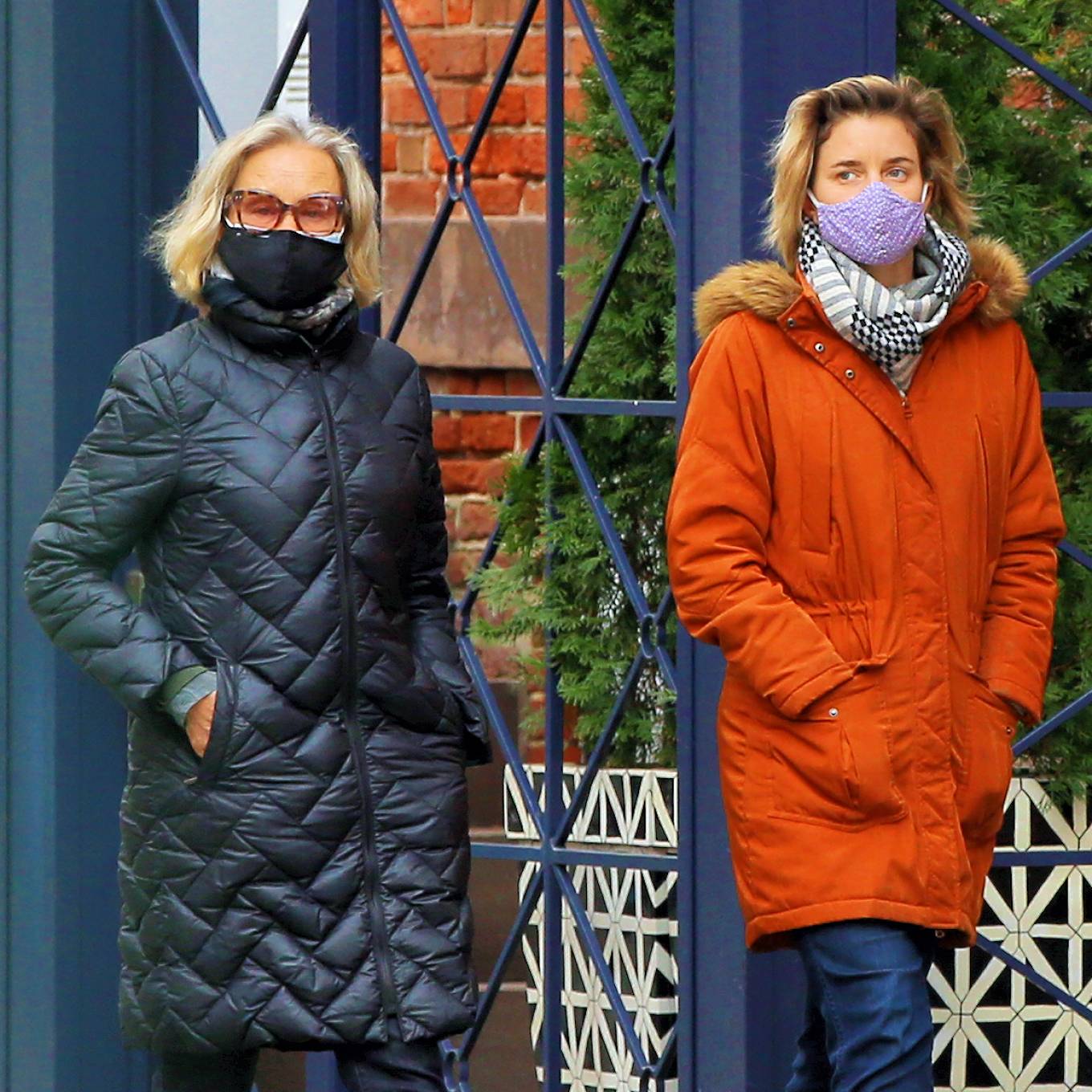 Jessica Lange - With her daughter Hannah Jane Shepard in West Village