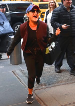 Jessica Lowe Arriving at Mandarin Oriental hotel in New York