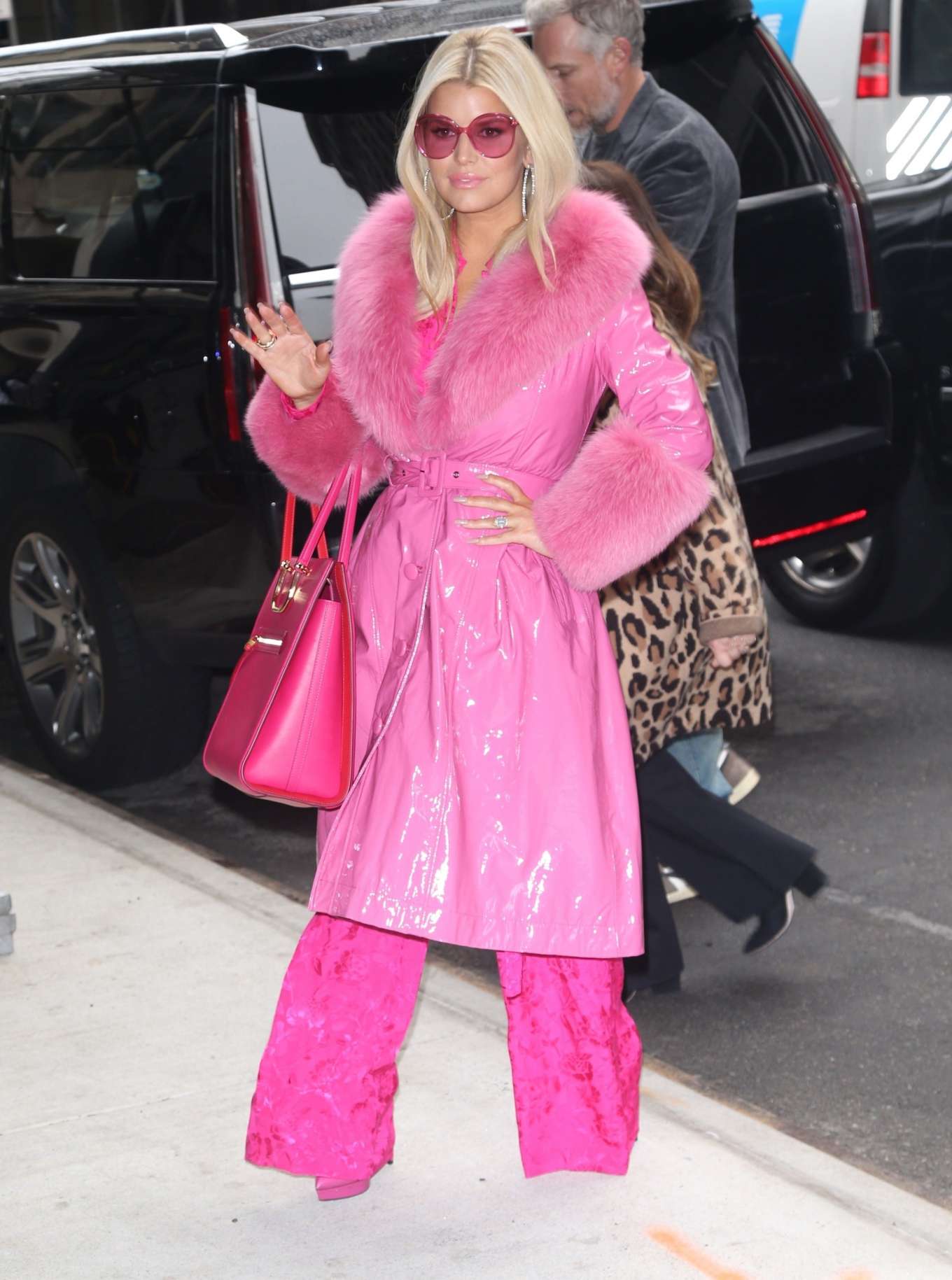 Jessica Simpson in Pink Outfit at BuzzFeed in New York-03 | GotCeleb