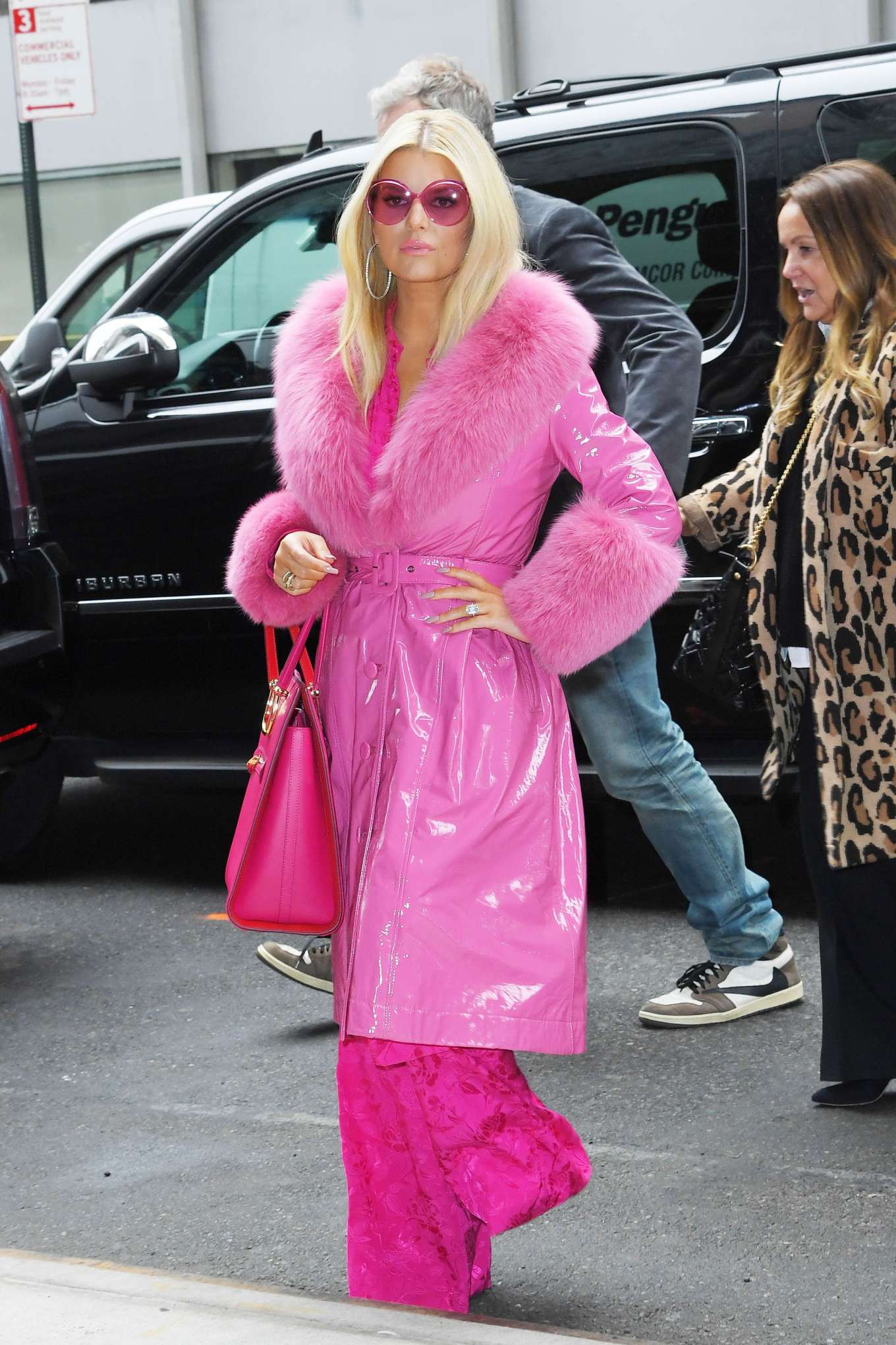 Jessica Simpson in Pink Outfit at BuzzFeed in New York-12 | GotCeleb