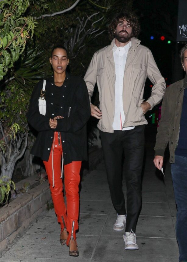 Jessica Strother - Seen with her boyfriend at Matsuhisa in Beverly Hills