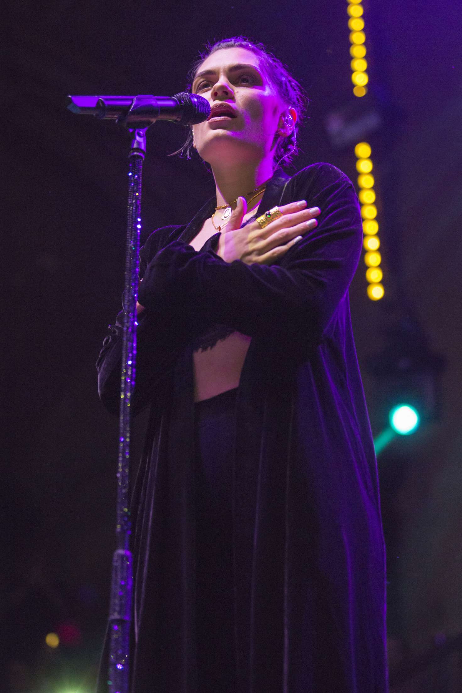 Jessie J: Performing at Manchester Albert Hall -05 | GotCeleb