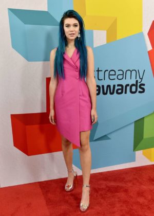 Jessie Paege – Streamy Awards Photocall 2017 in Beverly Hills – GotCeleb