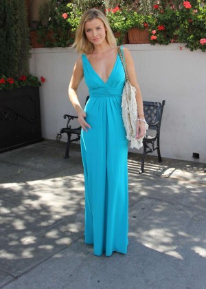 Joanna Krupa: Out in Beverly Hills -19 | GotCeleb