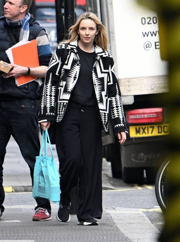 Jodie Comer - Out and about in Central London
