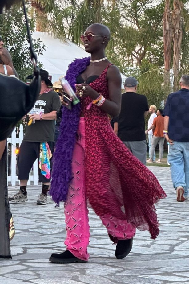 Jodie Turner-Smith - Enjoying the last of the Coachella music festival in Indio
