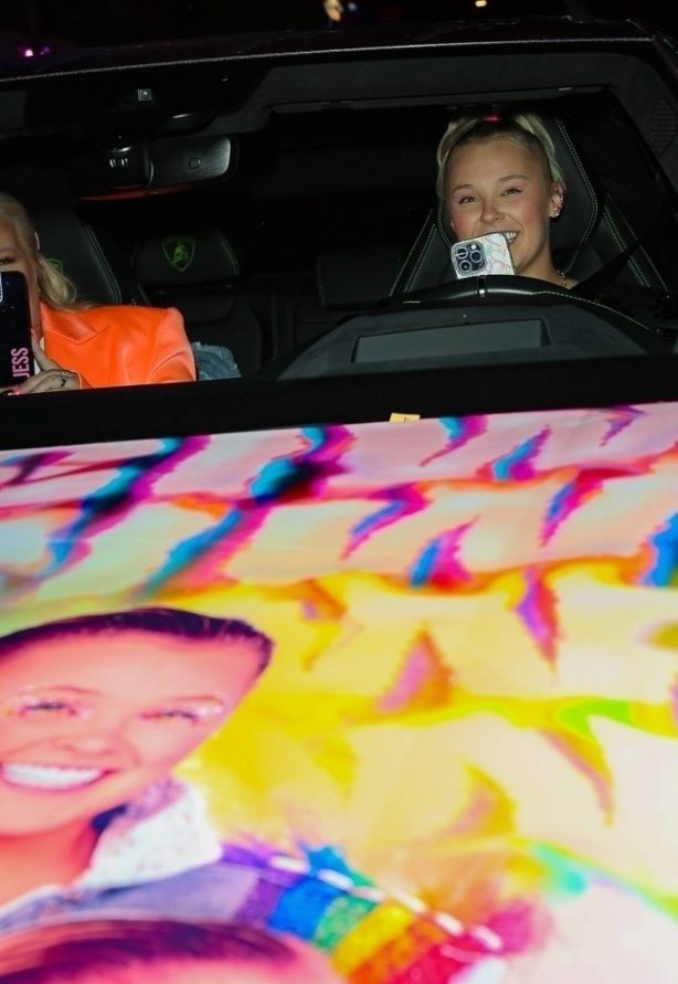 'JoJo' Siwa - In her SUV in Hollywood Traffic