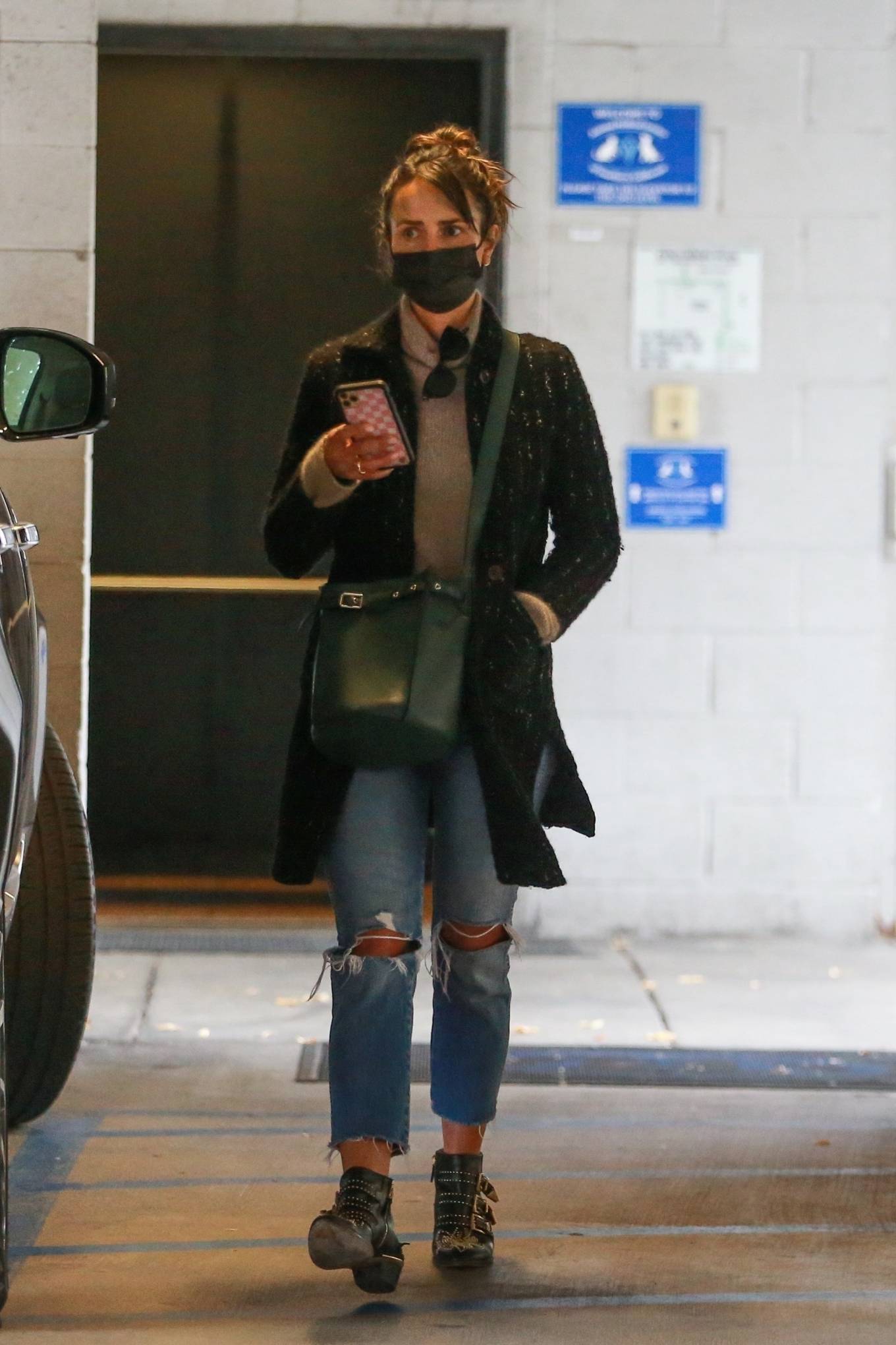Jordana Brewster - In ripped denim pants drops her dog off at a Vet in Westwood