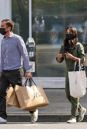 Jordana Brewster - Shopping candids on Rodeo Dr. in Beverly Hills