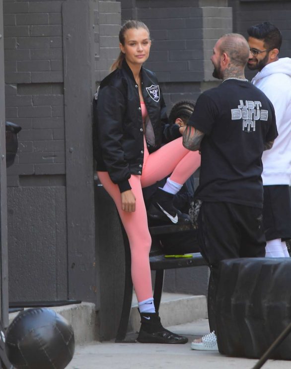 Josephine Skriver - Gets in a Workout in NYC